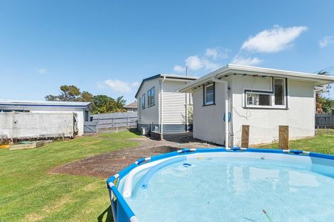 Photo of property in 38 Woodleigh Street, Frankleigh Park, New Plymouth, 4310