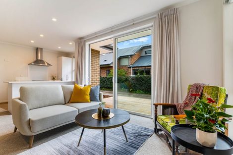 Photo of property in 16b Elizabeth Street, Orewa, 0931
