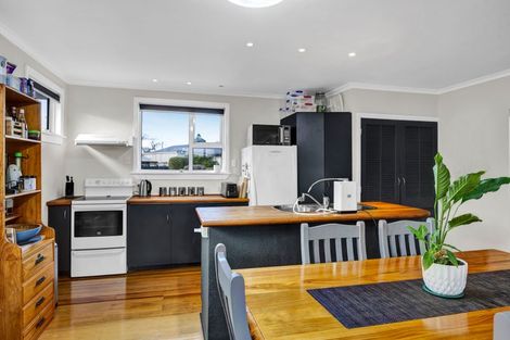 Photo of property in 6 Scott Street, Hawera, 4610