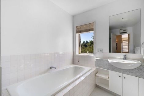 Photo of property in 29 Morrows Mead, Wanaka, 9305