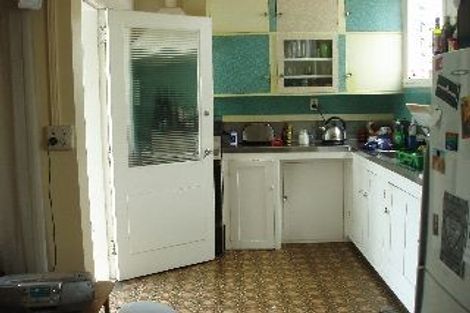 Photo of property in 19 Myrtle Crescent, Mount Cook, Wellington, 6021