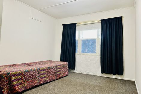 Photo of property in 57 Rathgar Road, Henderson, Auckland, 0610