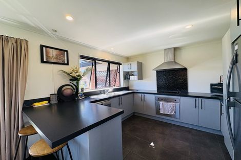 Photo of property in 68 Branigan Parade, Kelvin Grove, Palmerston North, 4414