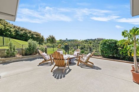 Photo of property in 64 Balboa Drive, Matakatia, Whangaparaoa, 0930