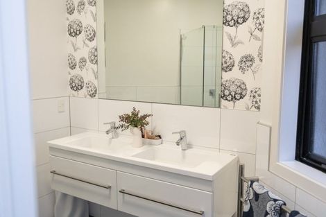 Photo of property in 54 Rodeo Drive, Kelvin Grove, Palmerston North, 4414