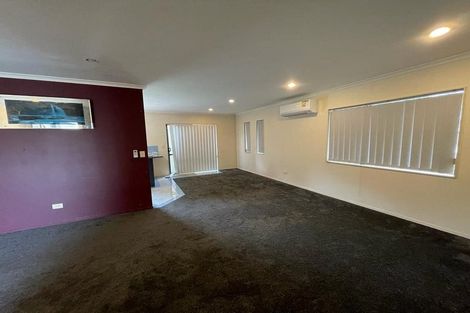 Photo of property in 648 Massey Road, Mangere, Auckland, 2022
