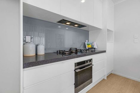 Photo of property in 62 Donegal Park Drive, Flat Bush, Auckland, 2019