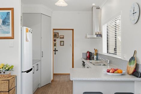 Photo of property in 10 Cable Bay Block Road, Cable Bay, 0420