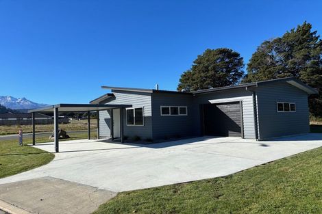 Photo of property in 28 Kowhai Crescent, Ohakune, 4625
