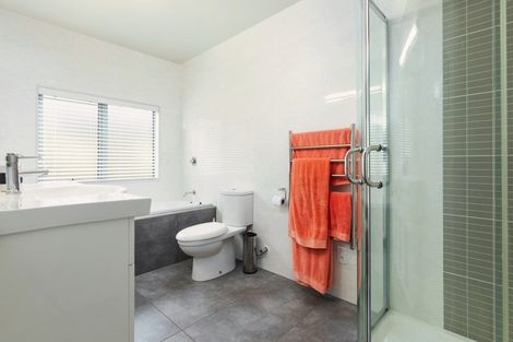Photo of property in 33a Mason Street, New Lynn, Auckland, 0600
