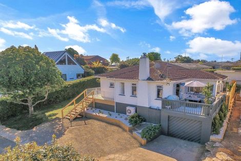Photo of property in 187 Otumoetai Road, Brookfield, Tauranga, 3110