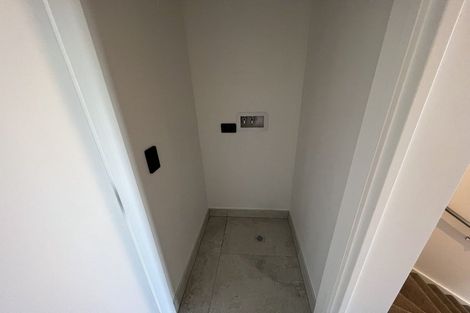 Photo of property in 2/18 Rutherford Street, Woolston, Christchurch, 8023