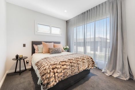 Photo of property in 47c Takutai Avenue, Half Moon Bay, Auckland, 2012