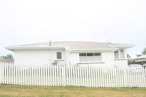 Photo of property in 11 Mcbeth Drive, Te Puke, 3119