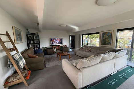 Photo of property in 1 Swithland Place, Avonhead, Christchurch, 8042