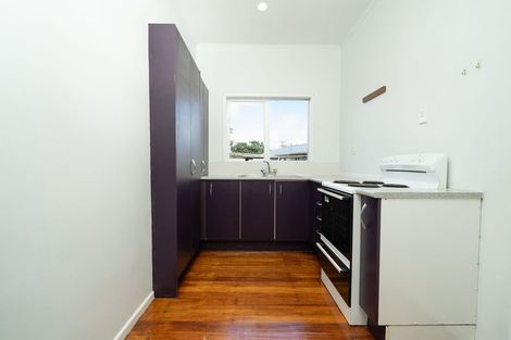 Photo of property in 60 Valley Road, Hikurangi, 0114