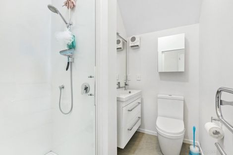 Photo of property in Victoria Villas, 43/35u Pirie Street, Mount Victoria, Wellington, 6011