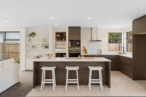 Photo of property in 100 Wairakei Road, Bryndwr, Christchurch, 8052