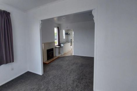 Photo of property in 129 Mcleod Road, Te Atatu South, Auckland, 0610