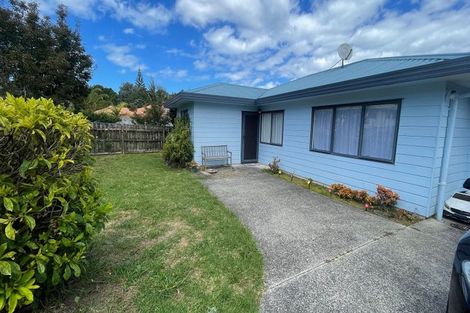 Photo of property in 1/14 Knott Road, Stanmore Bay, Whangaparaoa, 0932