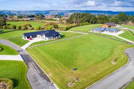 Photo of property in 75 Hartwell Drive, Kelvin Grove, Palmerston North, 4470