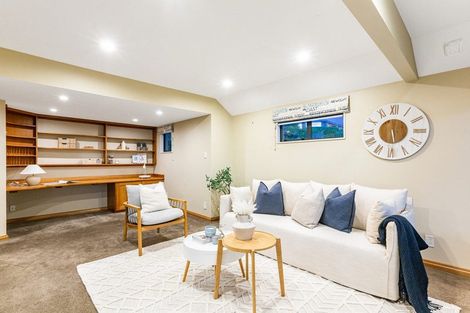 Photo of property in 24 Sunset Parade, Plimmerton, Porirua, 5026