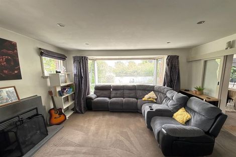 Photo of property in 32 Gregan Crescent, Burnside, Christchurch, 8053