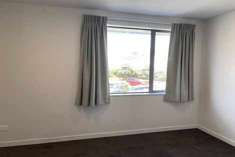 Photo of property in 2u3 Stone Street, Miramar, Wellington, 6022