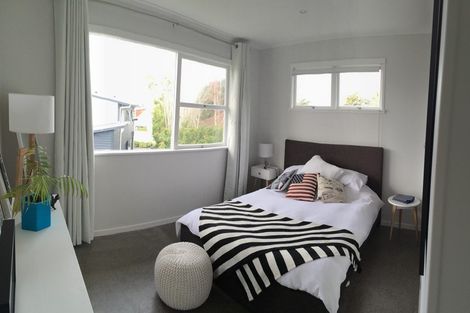 Photo of property in 4/133 Shakespeare Road, Milford, Auckland, 0620