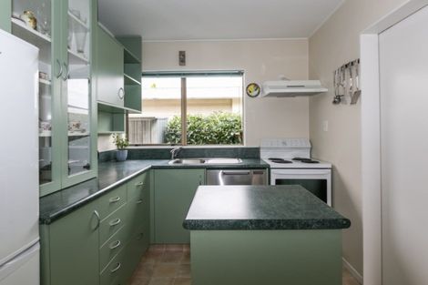 Photo of property in 2/200 Karaitiana Street, Frimley, Hastings, 4120