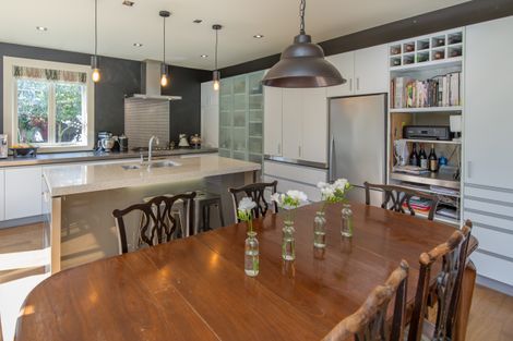 Photo of property in 166 Fendalton Road, Fendalton, Christchurch, 8052