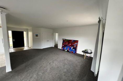 Photo of property in 24 Greig Place, Pukekohe, 2120