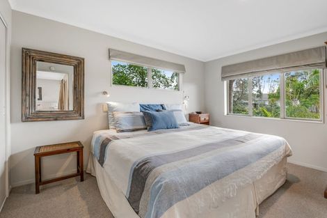 Photo of property in 31a Ocean View Road, Hatfields Beach, Orewa, 0931