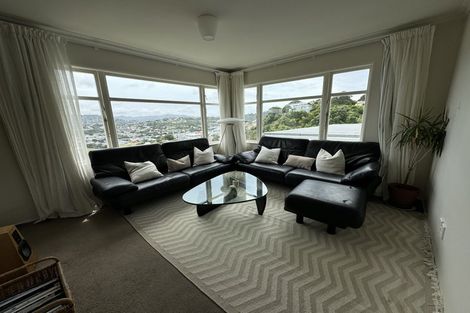 Photo of property in 143 Townsend Road, Miramar, Wellington, 6022