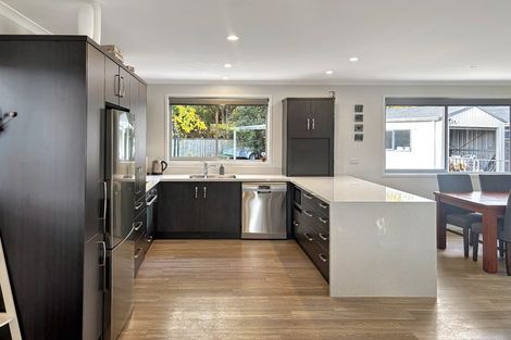 Photo of property in 3/8a Christie Crescent, Havelock North, 4130