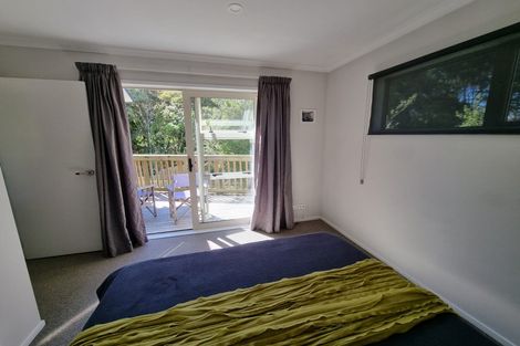 Photo of property in 14 Packham Place, Beach Haven, Auckland, 0626