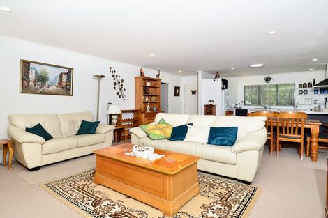 Photo of property in 6 Espalier Drive, Henderson, Auckland, 0612