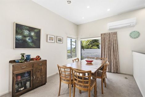 Photo of property in 72 Downing Street, Crofton Downs, Wellington, 6035