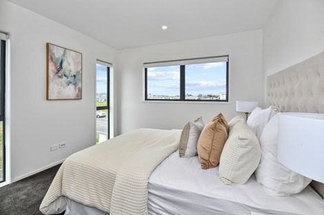 Photo of property in 4 Kaitiaki Drive, Clarks Beach, 2122