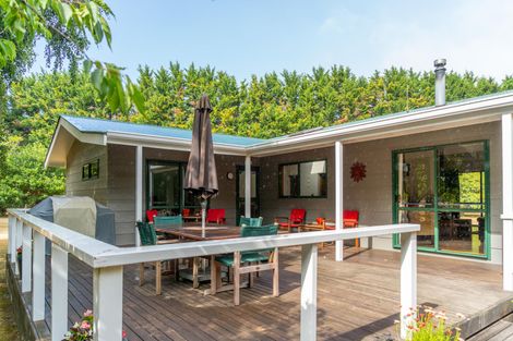 Photo of property in 127 Kent Street, Carterton, 5713