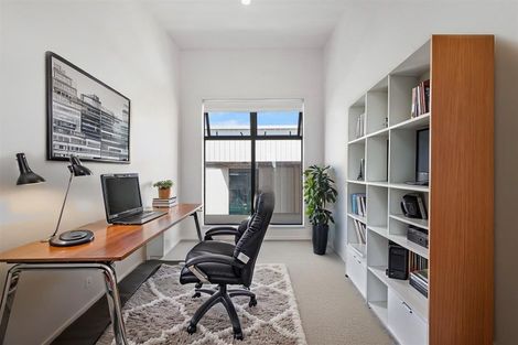 Photo of property in 17 Owens Place, Mount Maunganui, 3116