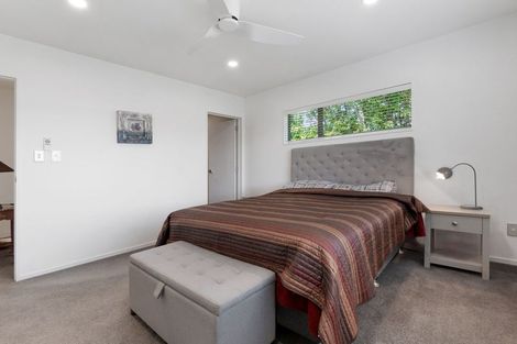 Photo of property in 11 Tee Point, Red Beach, 0932