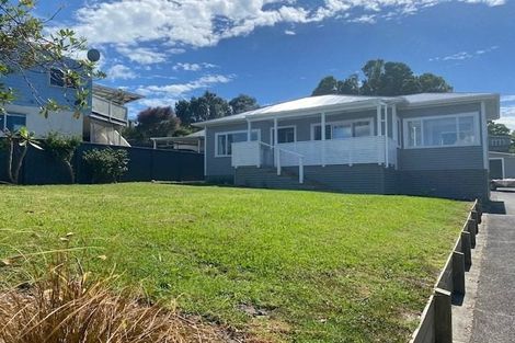 Photo of property in 14 John Road, Stanmore Bay, Whangaparaoa, 0932