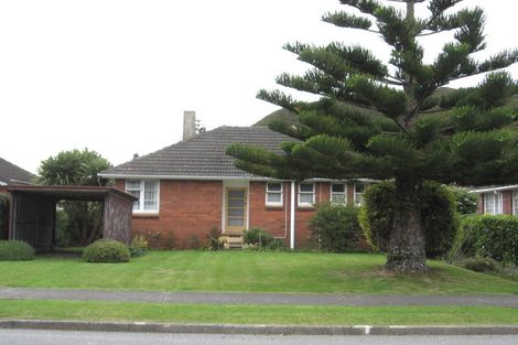 Photo of property in 110 Hewer Crescent, Naenae, Lower Hutt, 5011