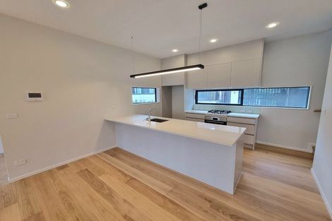 Photo of property in 2 Matau Way, Hauraki, 0622
