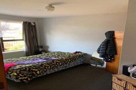 Photo of property in 77 Staveley Street, Avonhead, Christchurch, 8042