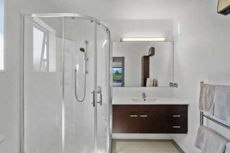 Photo of property in 11 Coromandel Street, Wanaka, 9305