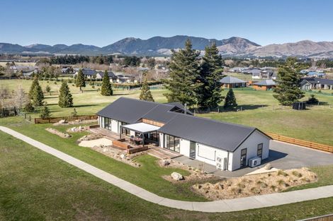 Photo of property in 24 William Jones Place, Hanmer Springs, 7334