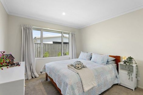 Photo of property in 42 Westpark Drive, Burnside, Christchurch, 8053