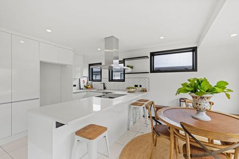 Photo of property in 18a Blighs Road, Strowan, Christchurch, 8052